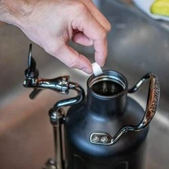 Best reviews of 🔔 GrowlerWerks UKeg Go Tungsten - 10 CO2 Chargers - 25 Cleaning Tablet 🤩 -Goblets & Chalices Sales Store 41vZe8bvhVL